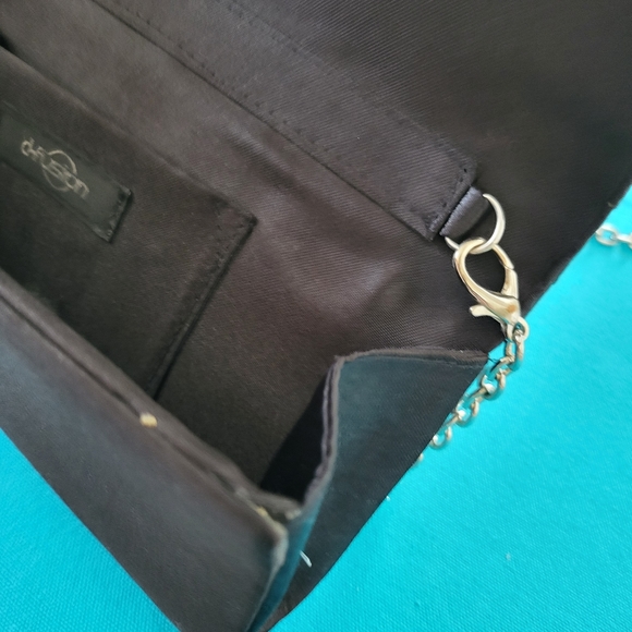 Black clutch - Picture 4 of 7